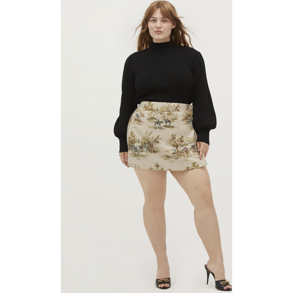 Hill House Home
Tatiana Skirt Beige Equestrian Toile XXL